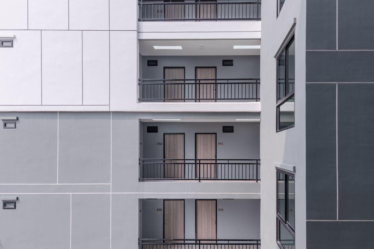 Aqua Residences อควา เรสซิเดนซ์ ห้องพักใหม่ให้เช่า ติดรถไฟฟ้าสถานีวุฒากาศ Bangkok Extérieur photo