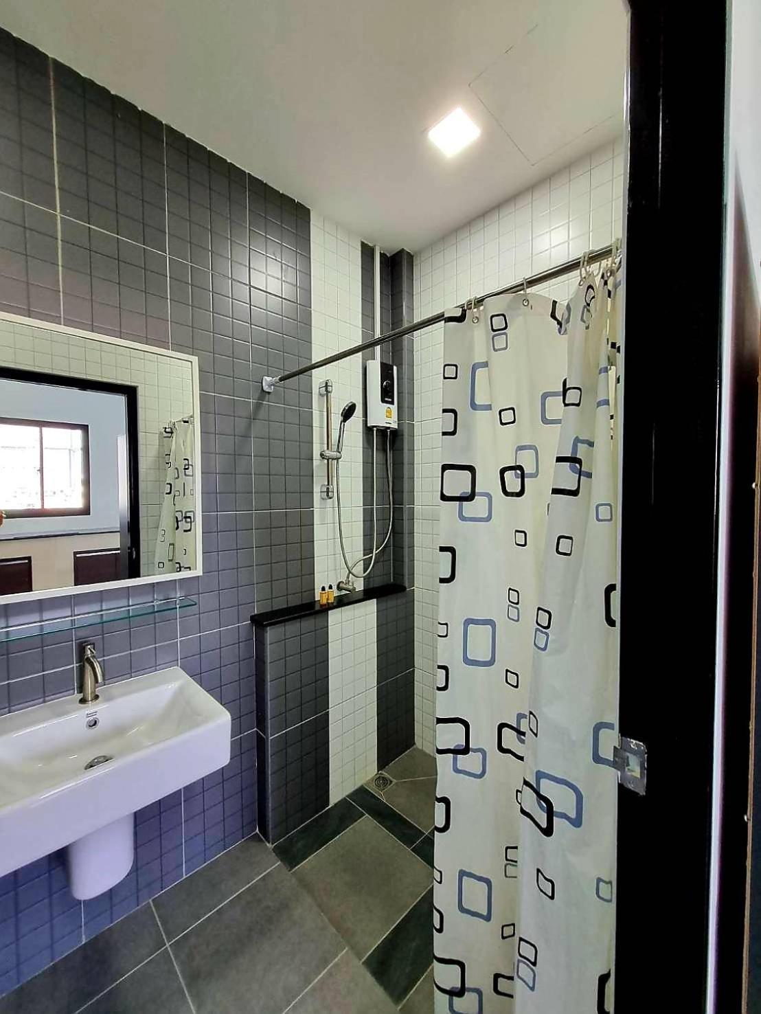 Aqua Residences อควา เรสซิเดนซ์ ห้องพักใหม่ให้เช่า ติดรถไฟฟ้าสถานีวุฒากาศ Bangkok Extérieur photo